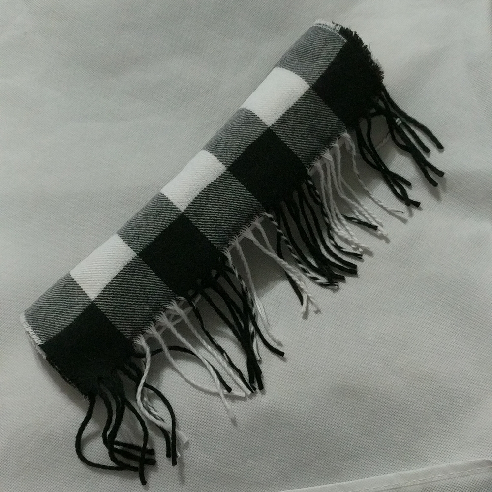 BLACK White Grey Check Plaid Woven Soft Scarf with Fringe - Picture 2 of 3